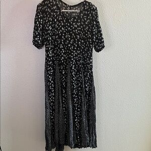 90’s Black and White Patterned Dress